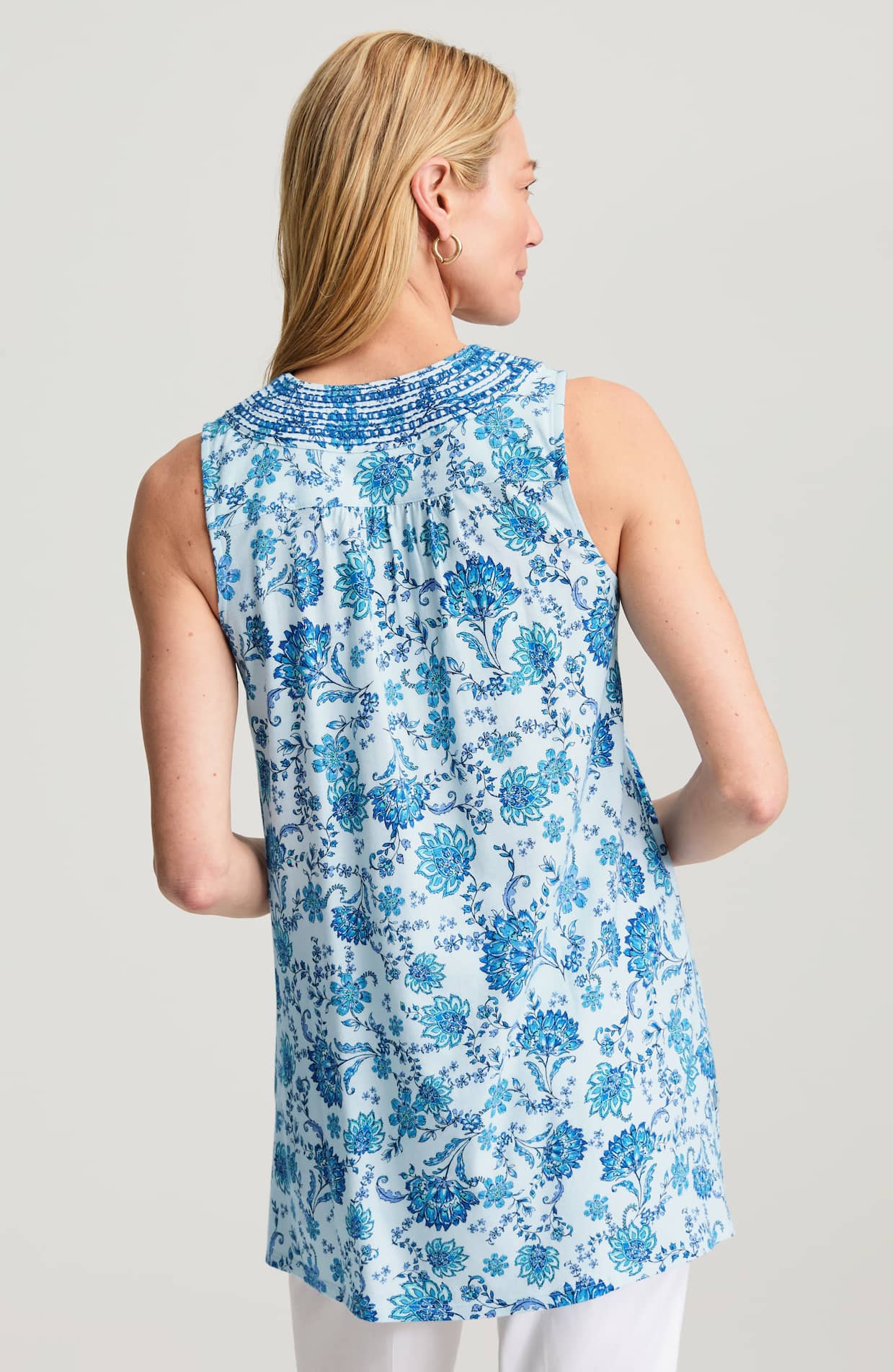 320481_BI3_BACK.jpg