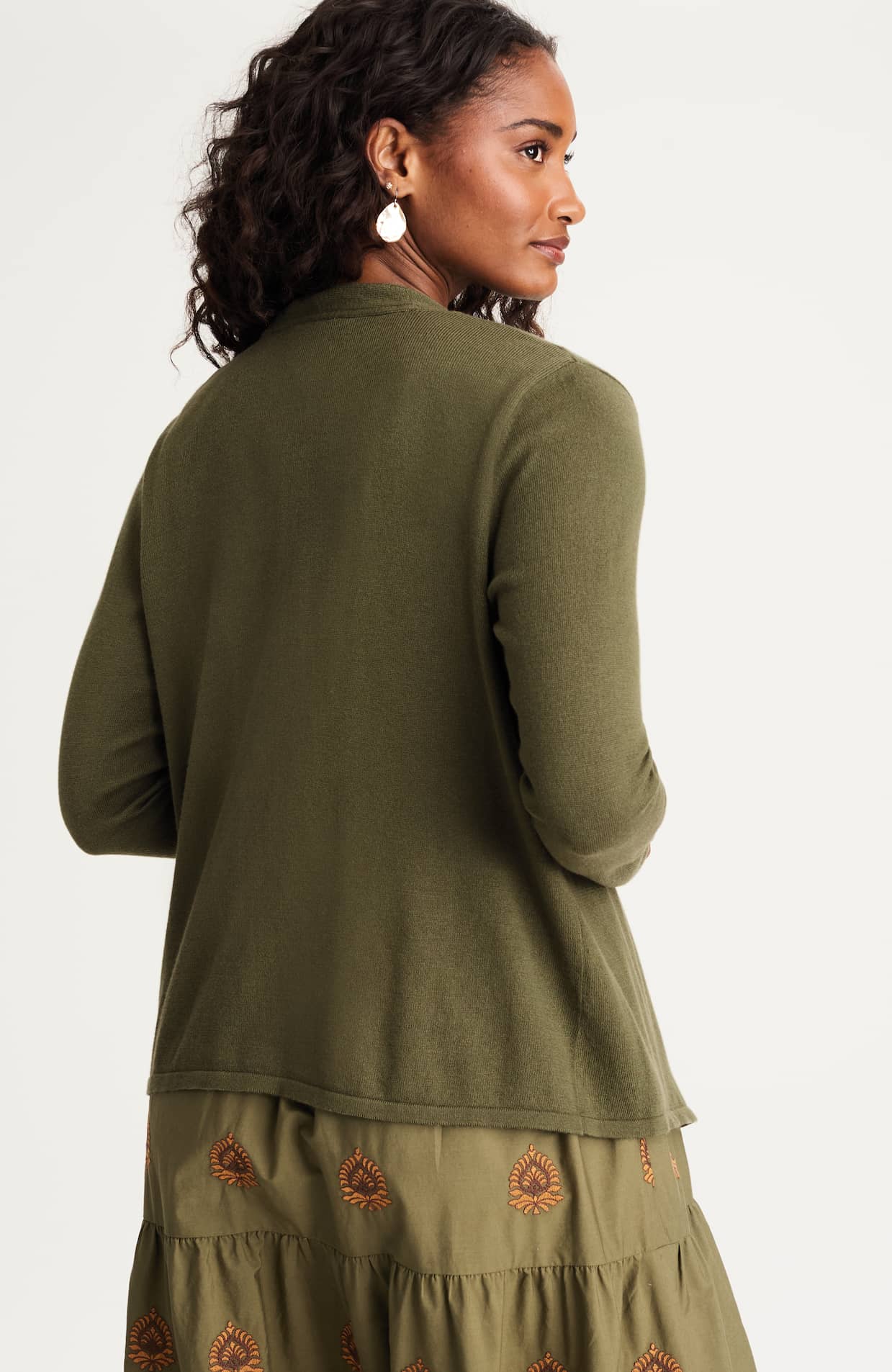 327981_LIN_BACK.jpg