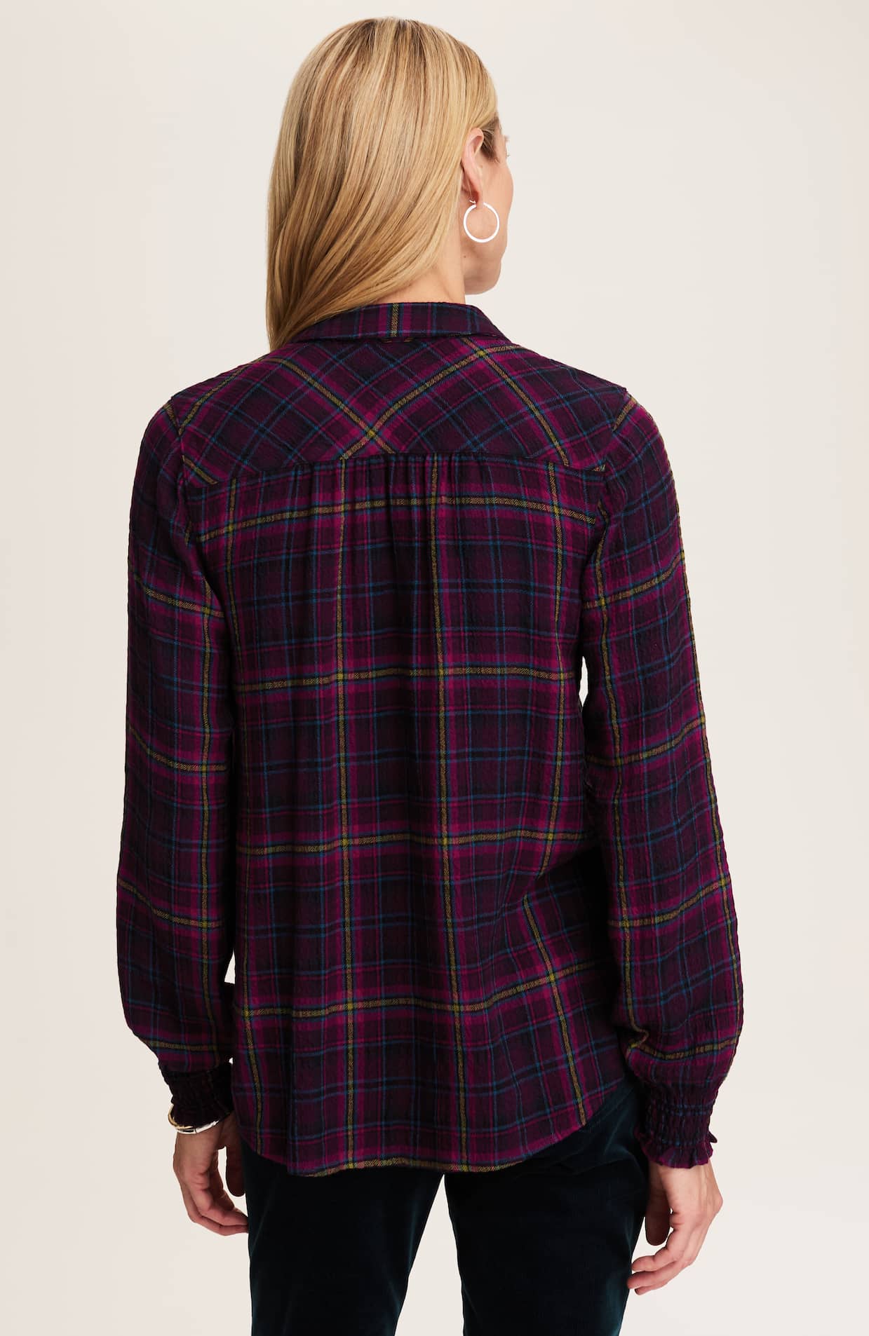 331191_13T_BACK.jpg