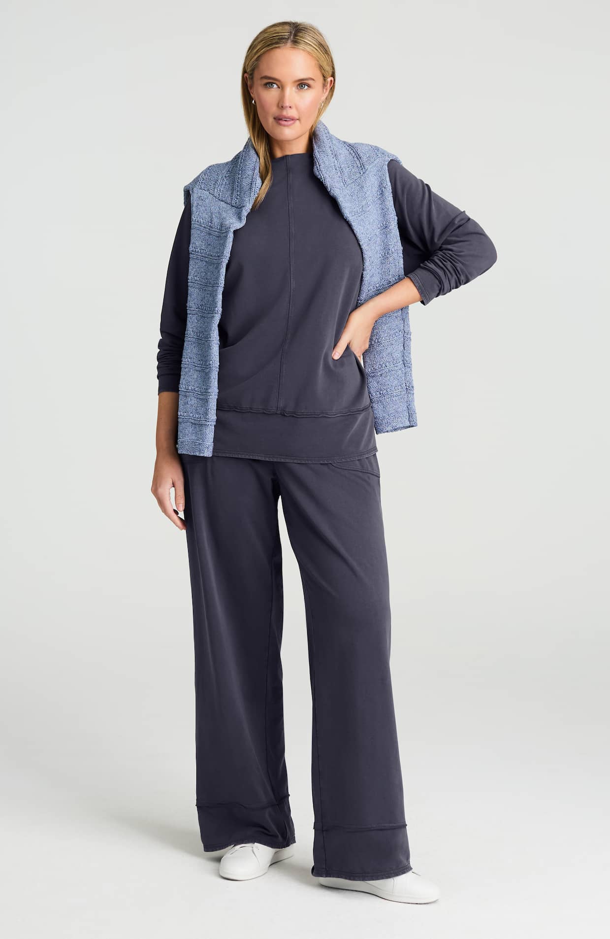 336351_9VC_ALT2.jpg