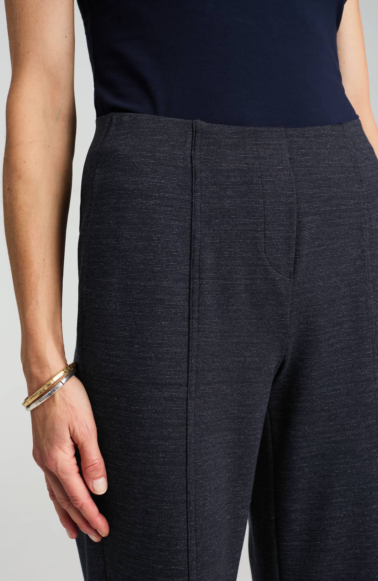 336621_9VY_DETAIL.jpg