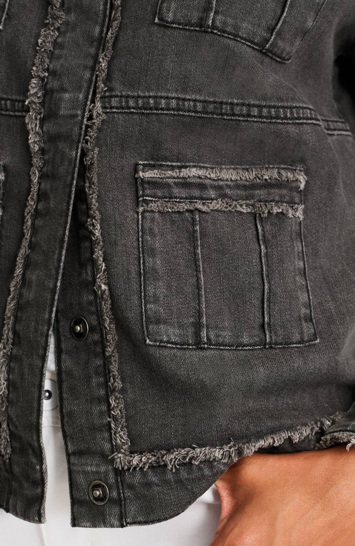 336781_EMJ_FRONT.jpg