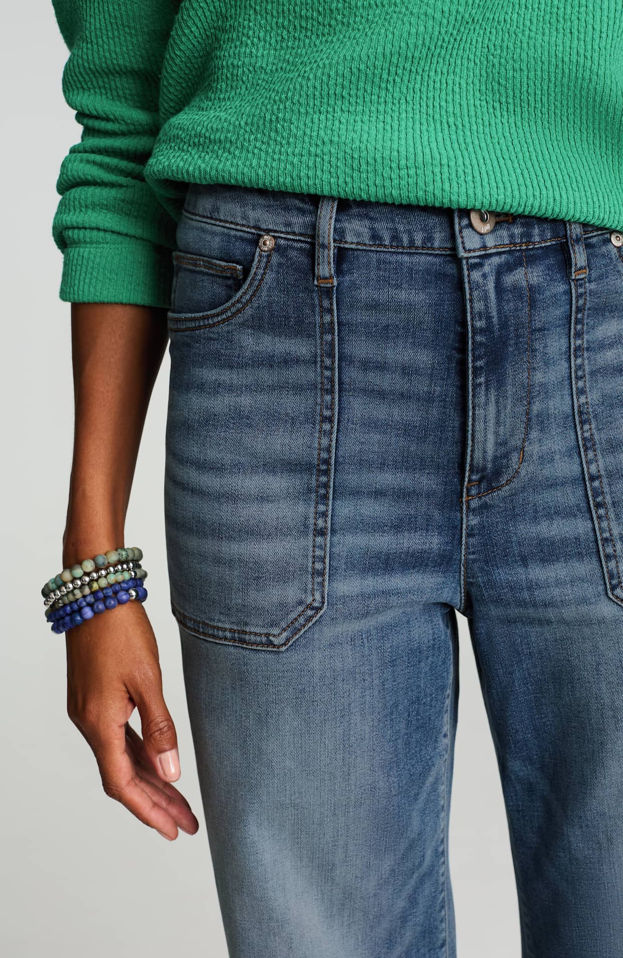 336871_AW0_DETAIL.jpg
