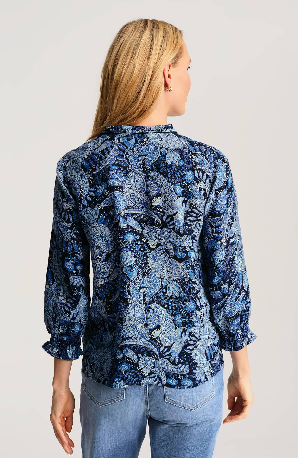 339711_AW6_BACK.jpg