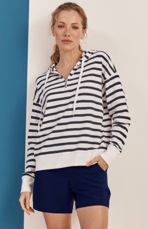 Fit On-The-Go Shorts