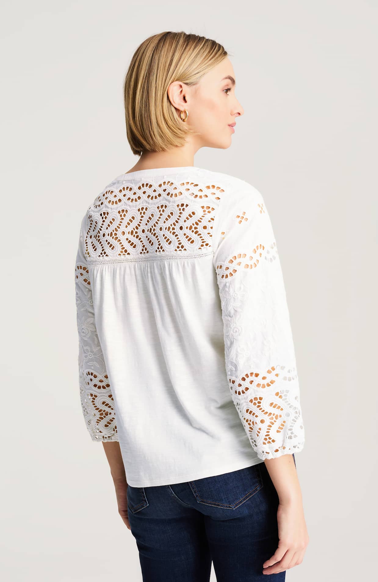 349341_801_BACK.jpg