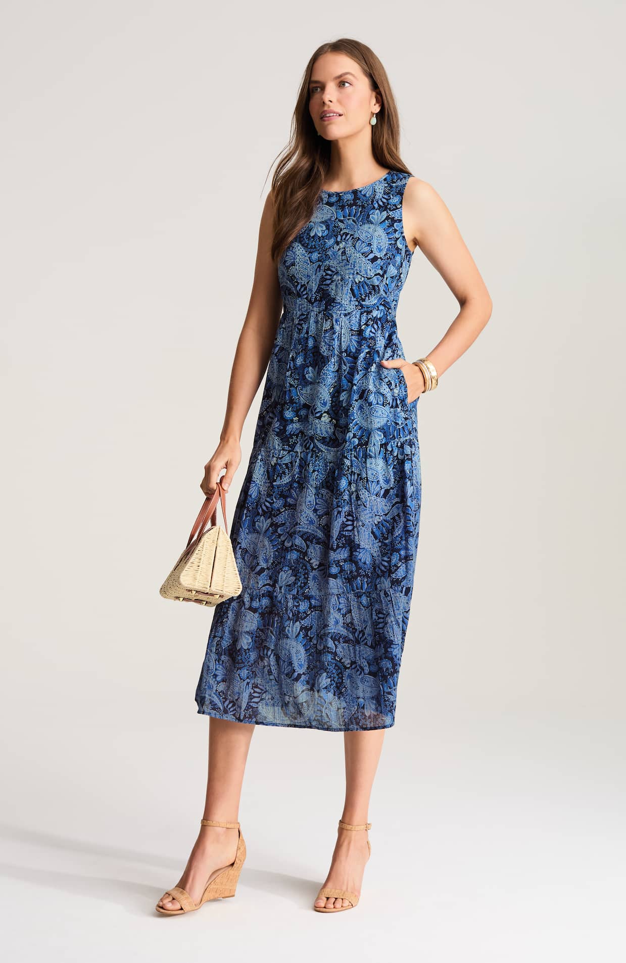 350301_AW6_FRONT.jpg