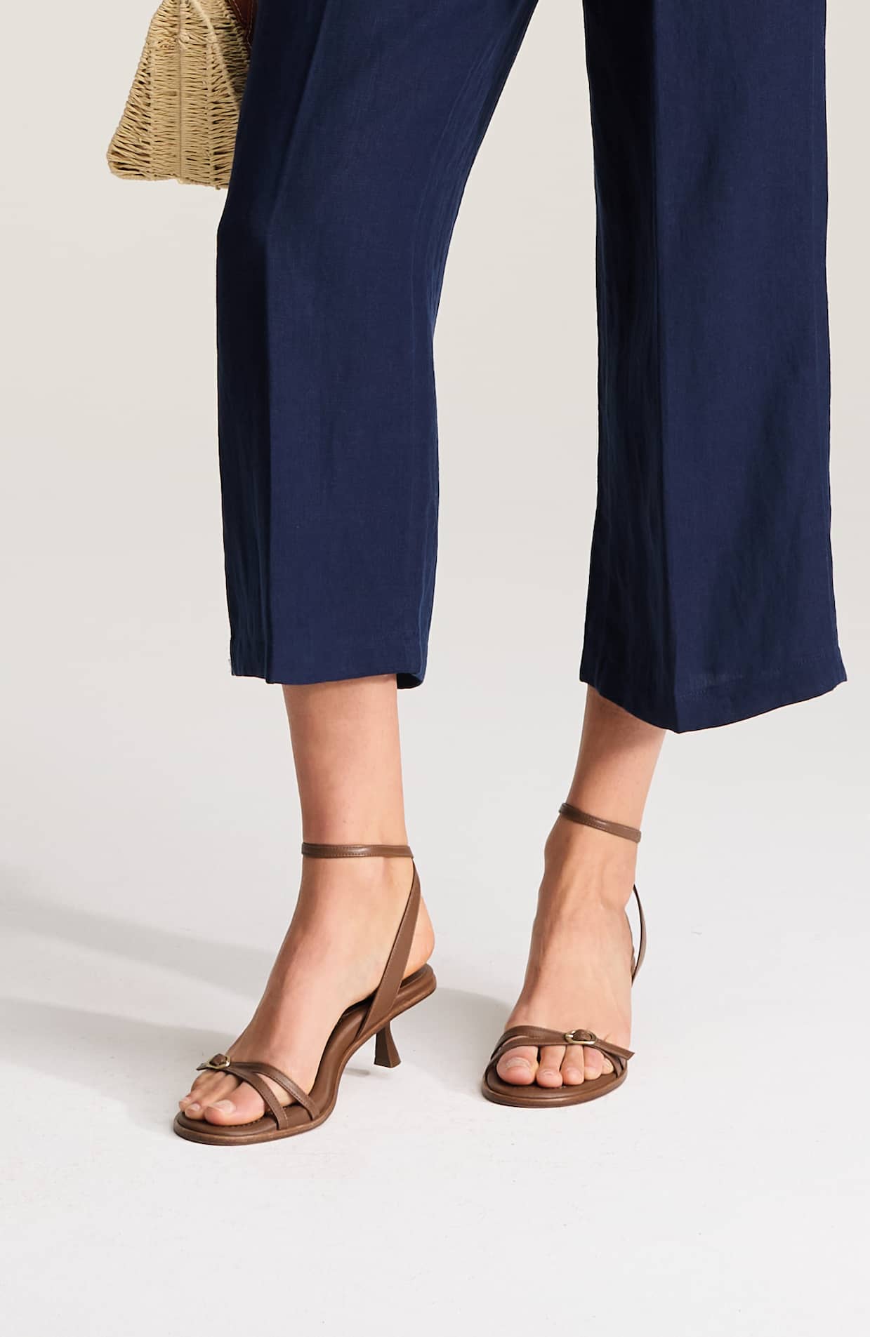 350501_644_ALT2.jpg