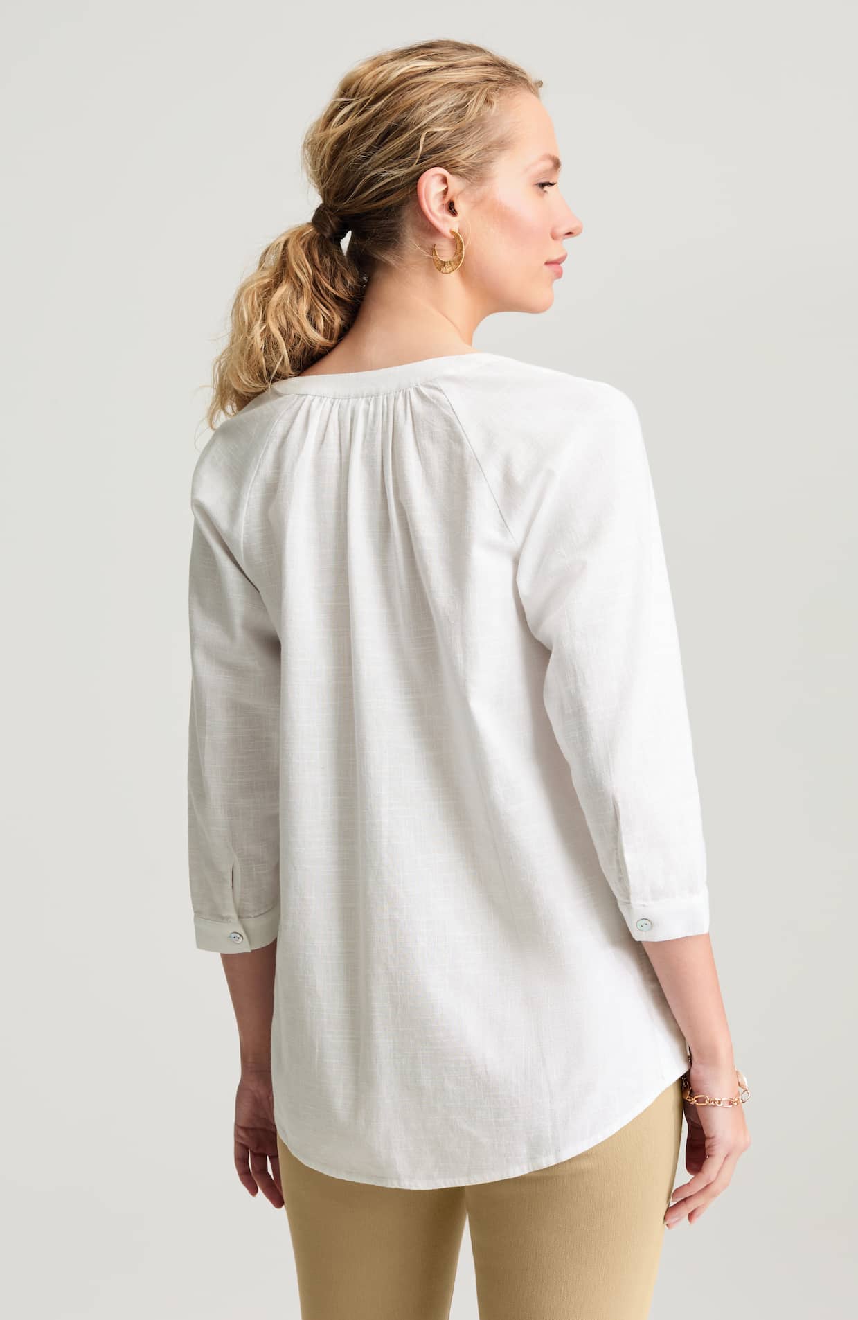 356961_801_BACK.jpg